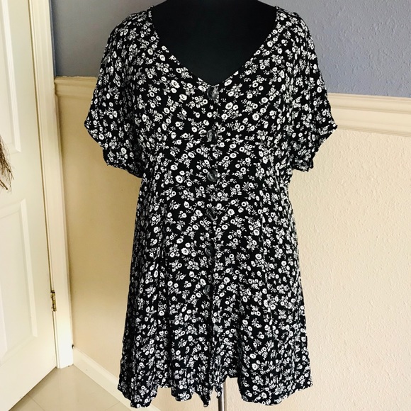 bp Dresses & Skirts - BP Plus Size Black and White Floral Button Dress